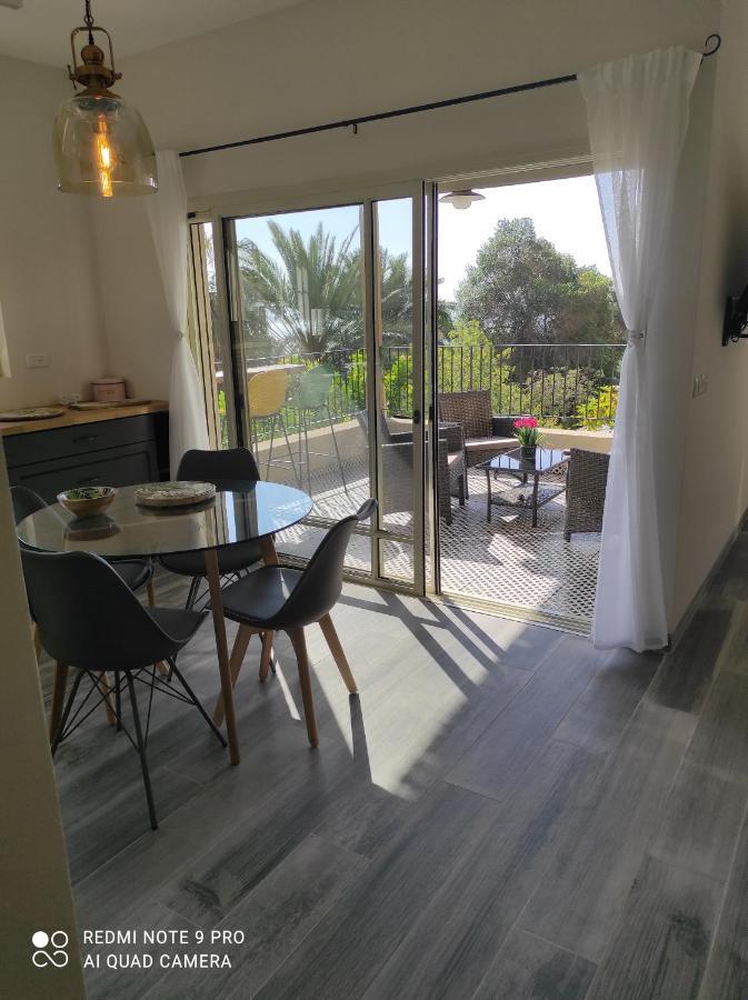 Bar Suite كيبوتس عين غيدي المظهر الخارجي الصورة