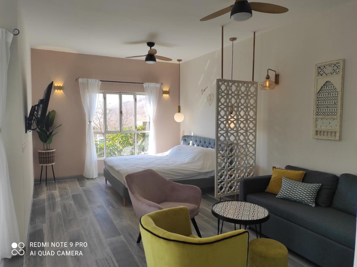 Bar Suite كيبوتس عين غيدي المظهر الخارجي الصورة